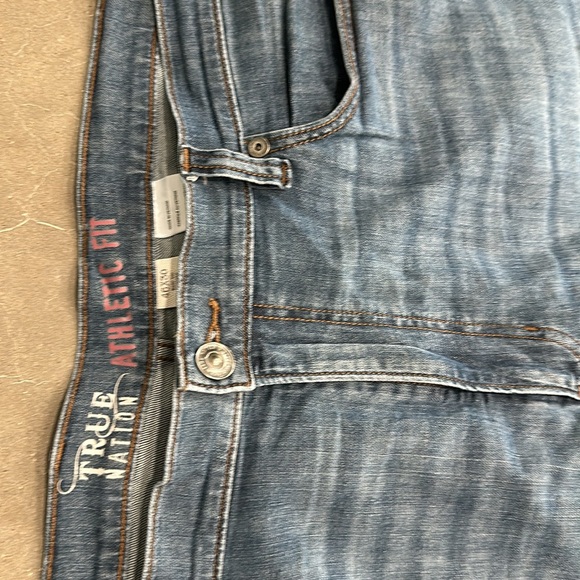 Men’s Big & Tall Jeans - Picture 3 of 6